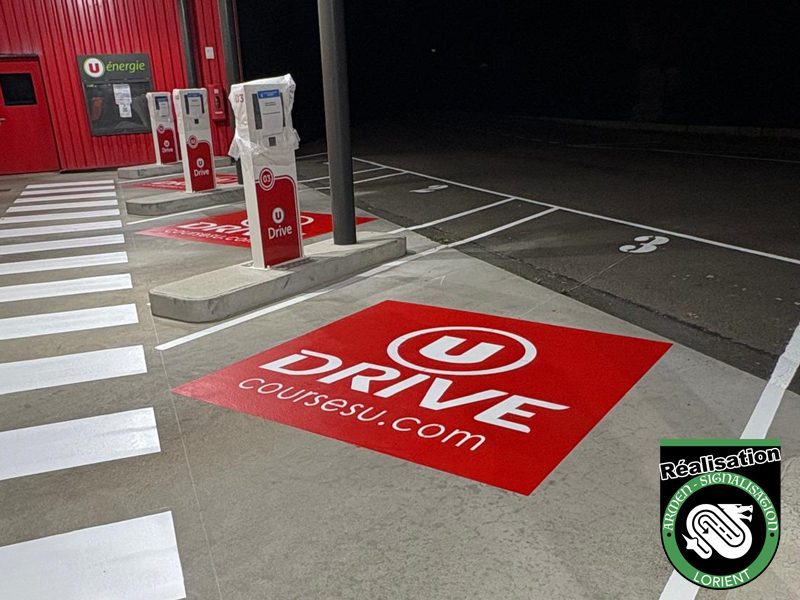 Signalisation au sol Drive Super U de Bruz - Armen Signalisation Lorient project-slider-image